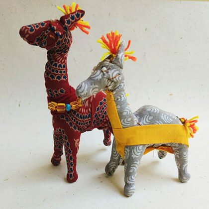 Folk toys - Camels