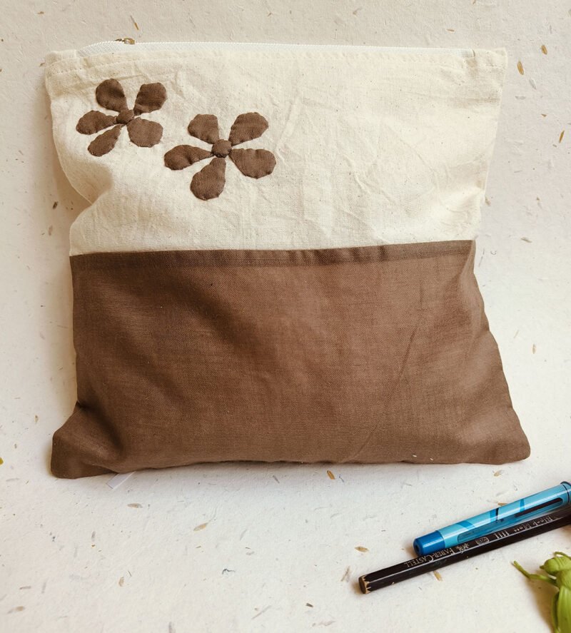 Brown Twin Daisy Travel Pouch