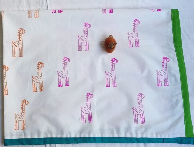 Baby-Blanket-Orange-Giraffe