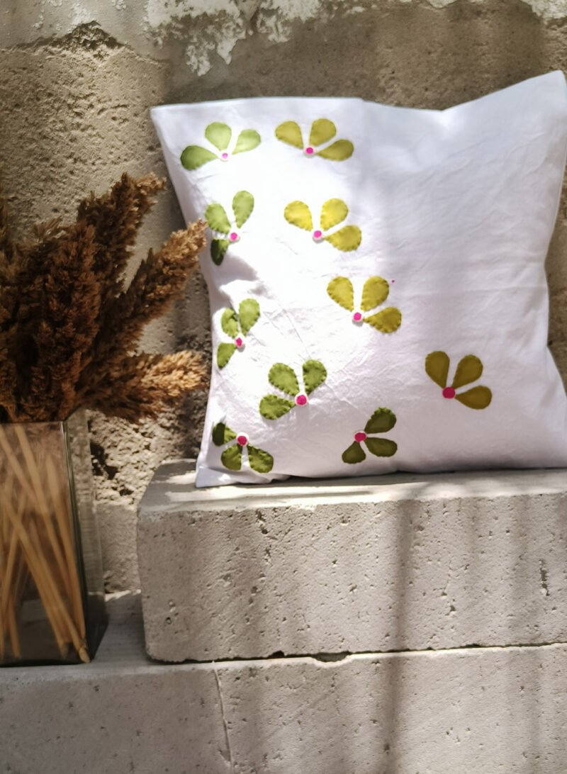 Cushion-Covers-Applique-Clovers