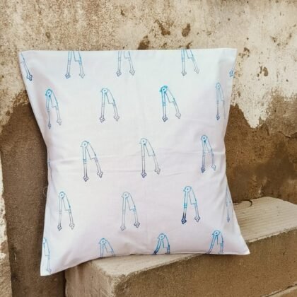 CushionCover_beetle_nut_cracker