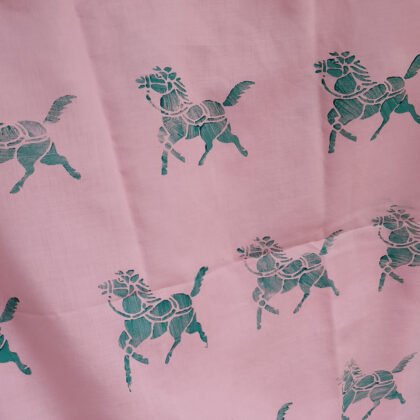 Gallops-print-pink
