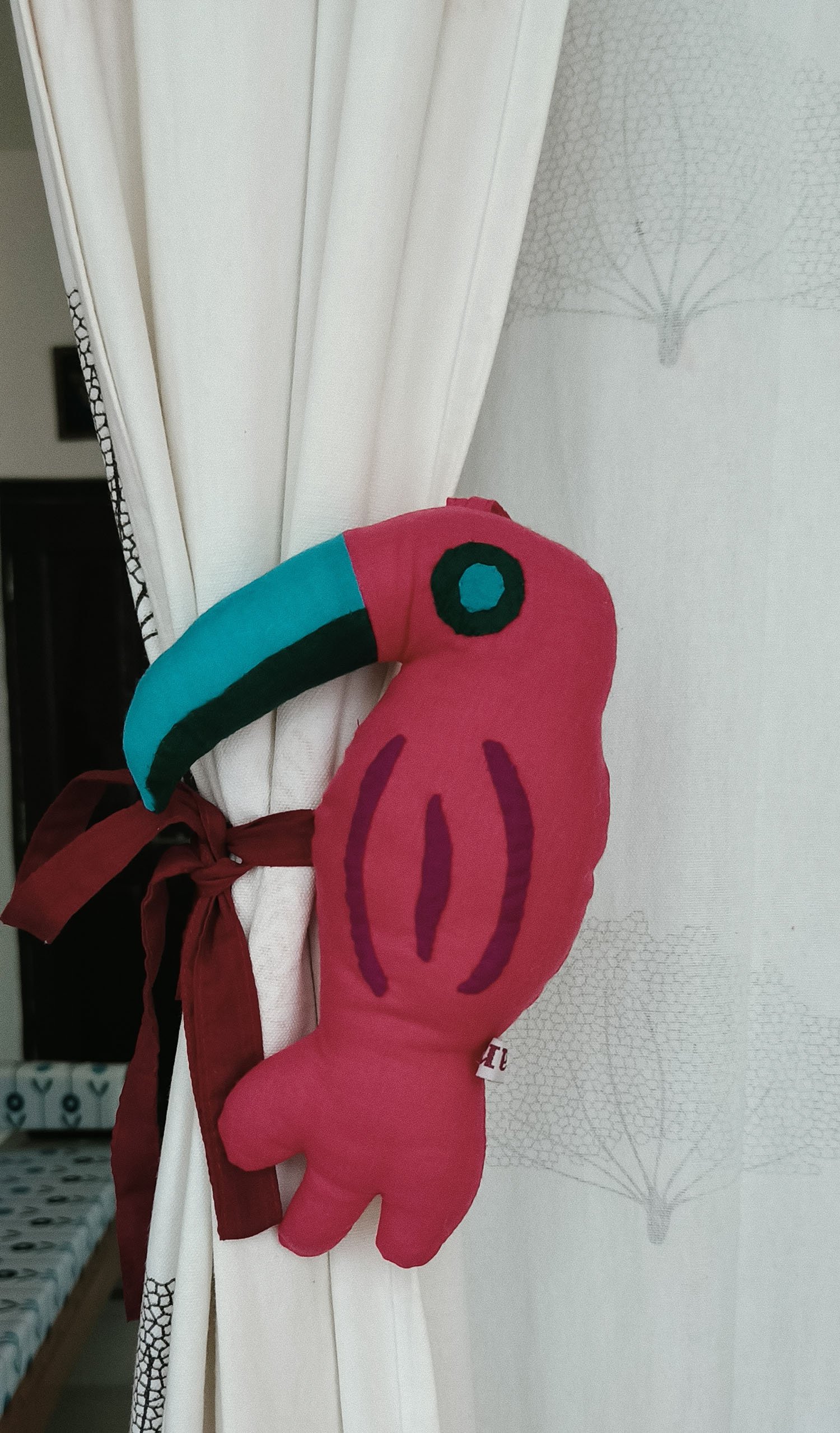 Toucan curtain ties - Bigger - Image 3